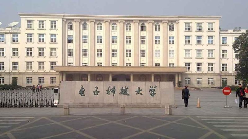 贴片加工：揭秘其适用产品与优势